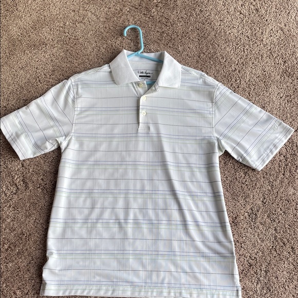 Walter Hagen Other - This is a Walter Hagen essentials golf polo shirt.